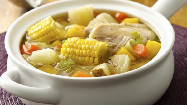 Sancocho de Gallina Tradicional Colombiano